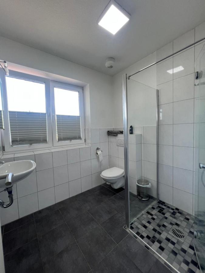 Motel Am Outletcenter Ноймюнстер Екстер'єр фото