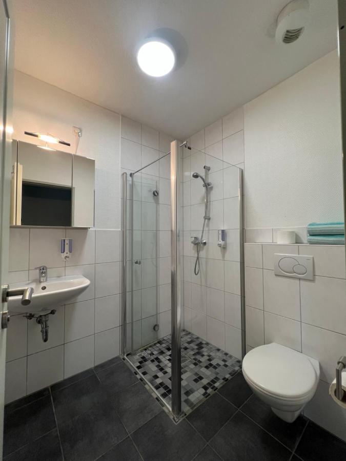 Motel Am Outletcenter Ноймюнстер Екстер'єр фото