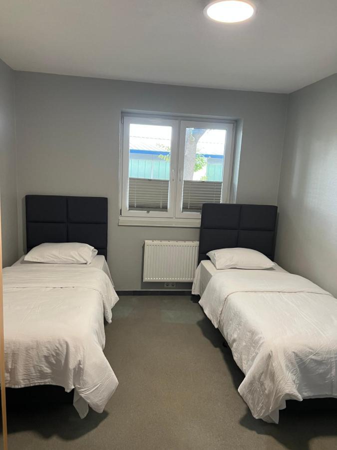 Motel Am Outletcenter Ноймюнстер Екстер'єр фото
