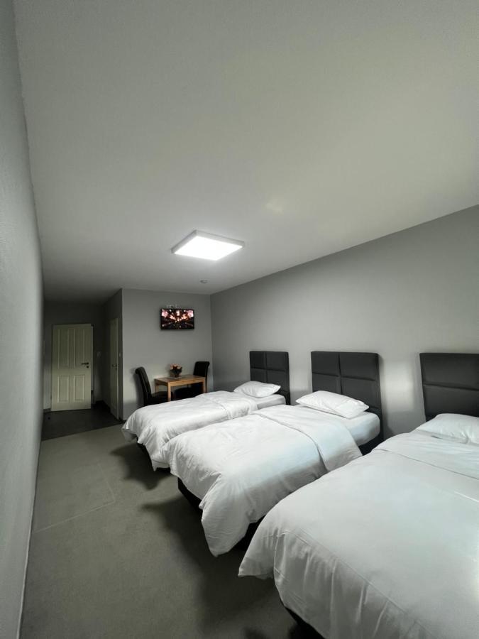Motel Am Outletcenter Ноймюнстер Екстер'єр фото