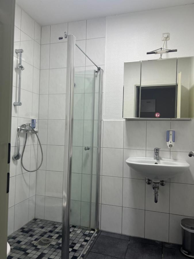 Motel Am Outletcenter Ноймюнстер Екстер'єр фото